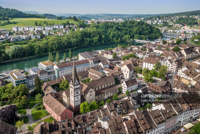 Luftaufnahme Altstadt Schaffhausen - Luftbilderschweiz.ch