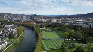 Luftaufnahme Zürich - Sportanlage Hardhof Luftbild