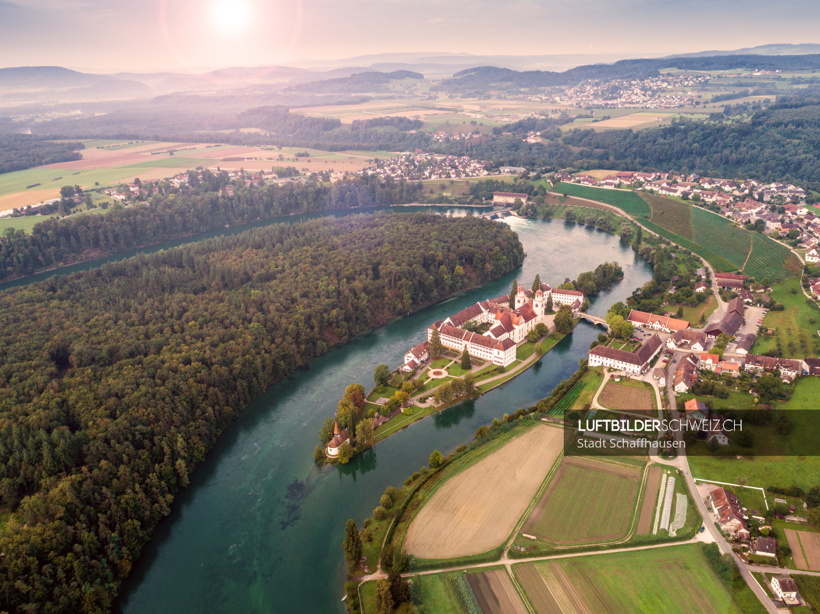 Luftaufnahme Rheinau Klosterinsel Luftbilderschweiz.ch